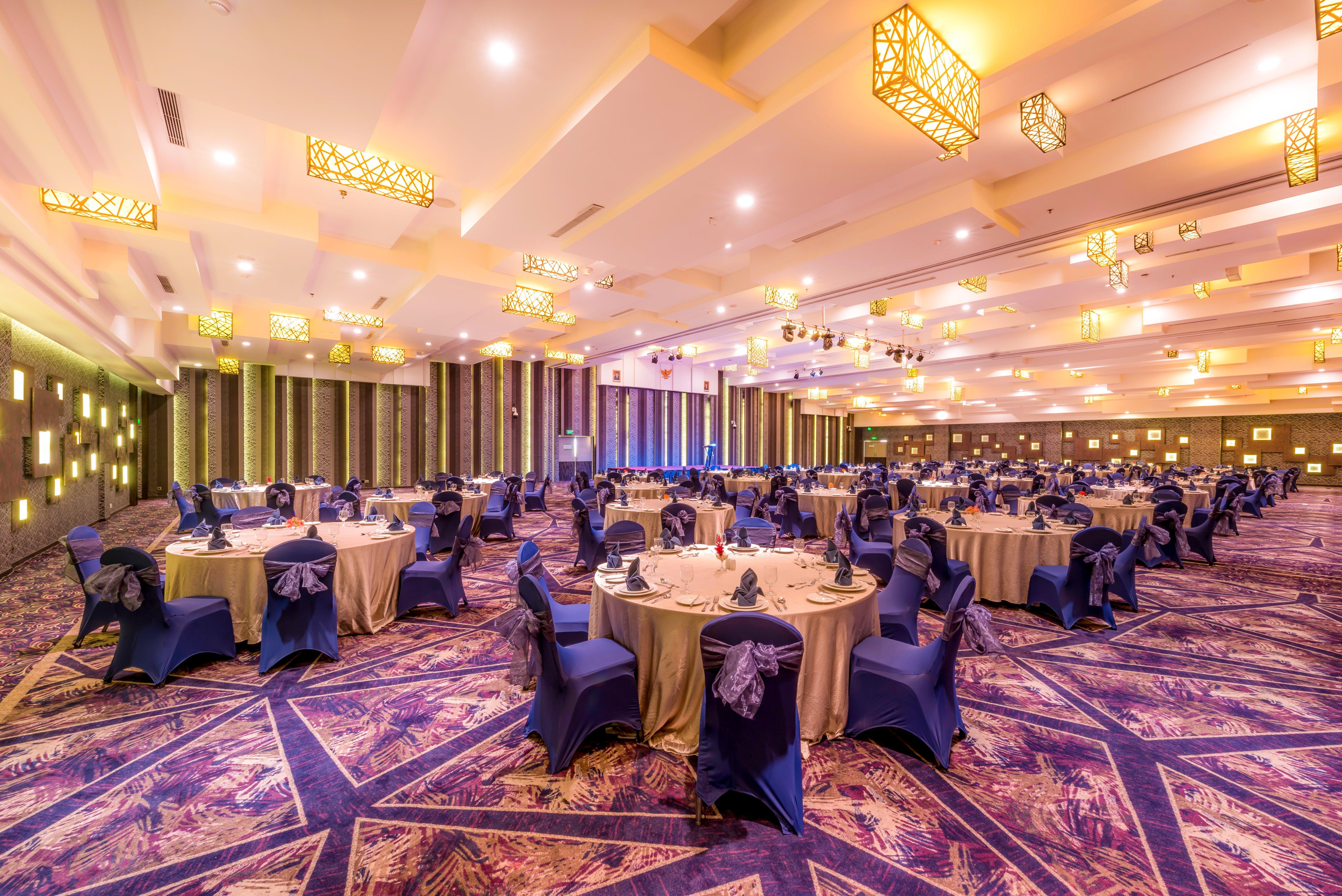 Holiday Inn Cikarang Jababeka By Ihg Buitenkant foto